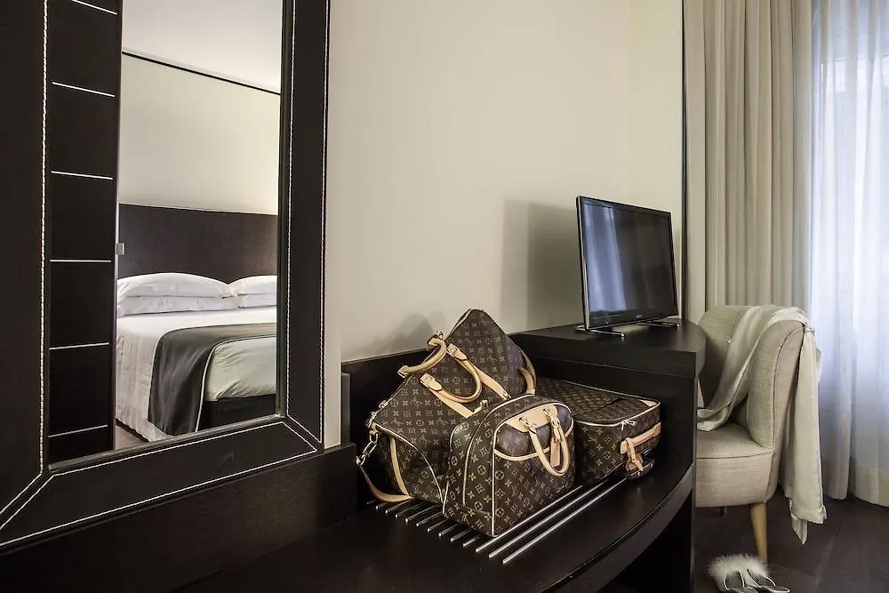 Ponte Vecchio Suites & Spa Florence 4*,